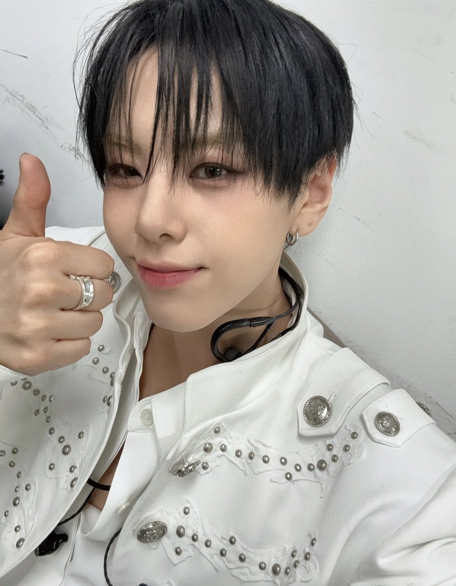 위아이(WEi) tweet media