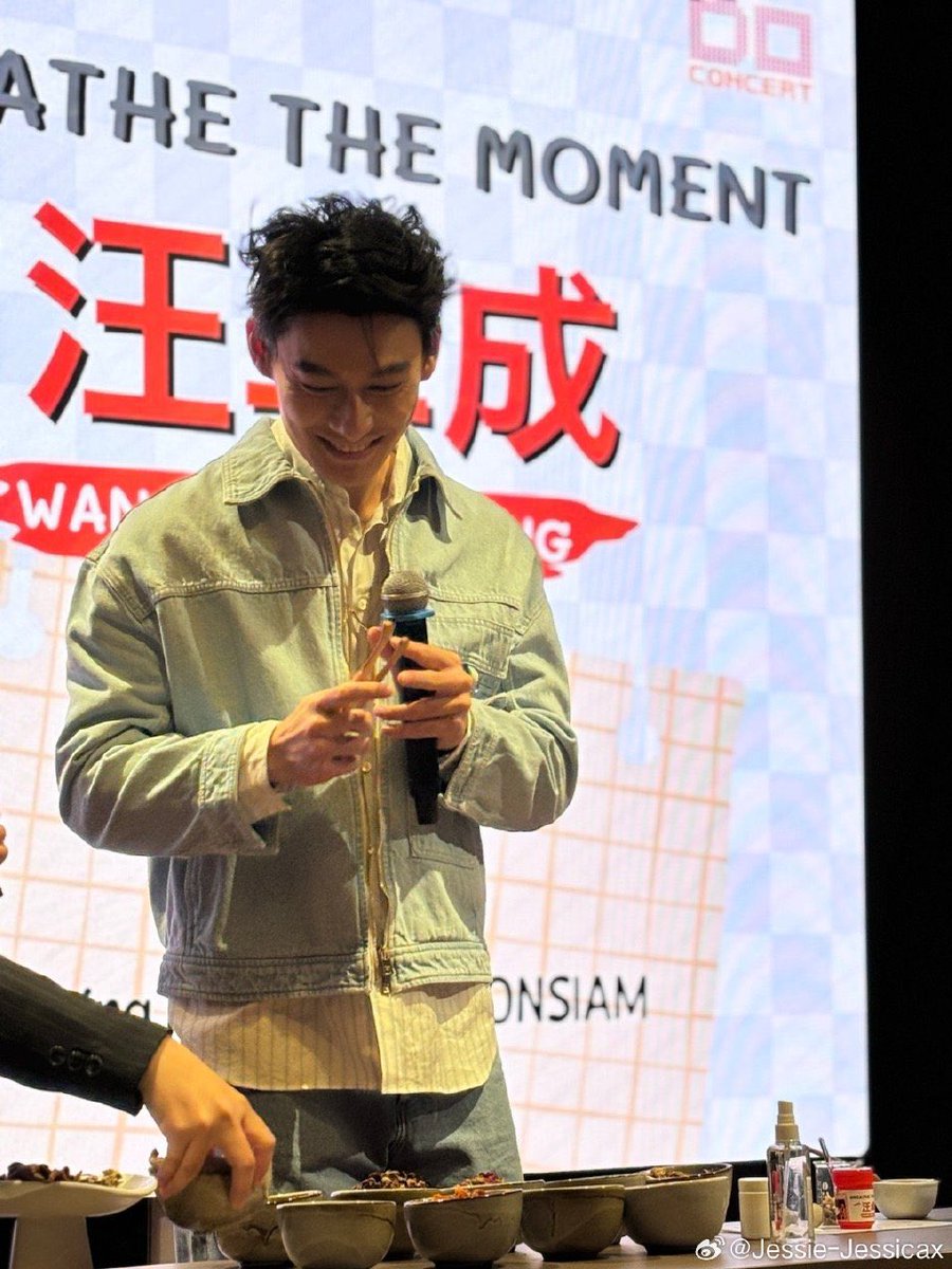 Valentine weekend perfectly spent 🫶🍊🧡✨

#WangZhuoChengBKK2026
#WANGZHUOCHENGCNYatICONSIAM
#WangZhuoCheng #วังจั๋วเฉิง #MariusWang