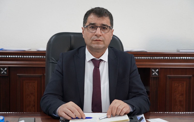 Diyarbakır Büyükşehir Belediyesi Genel Sekreteri görevden alındı

yenijournal.com/dbb-genel-sekr…