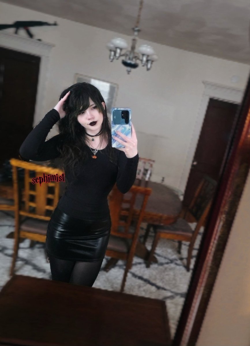 Raven 🦇 tweet media