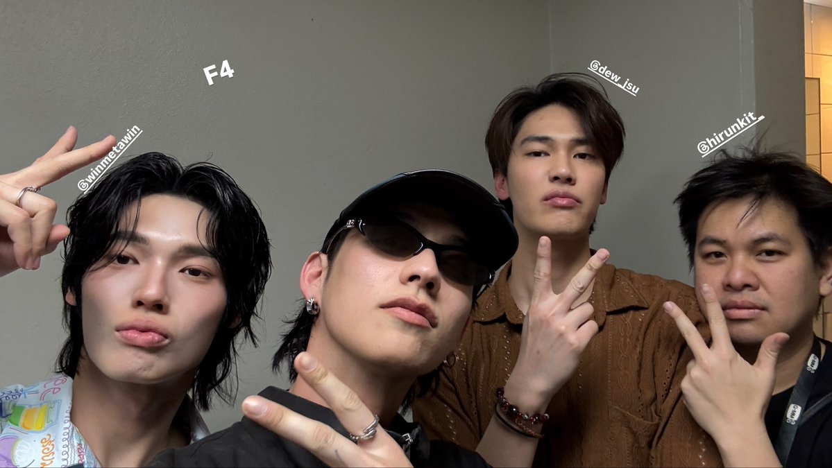 P’Boy as MJ😂🤣
cr. bright

WIN IN THE RISER MOMENT
#RISERCONCERTD3
#winmetawin