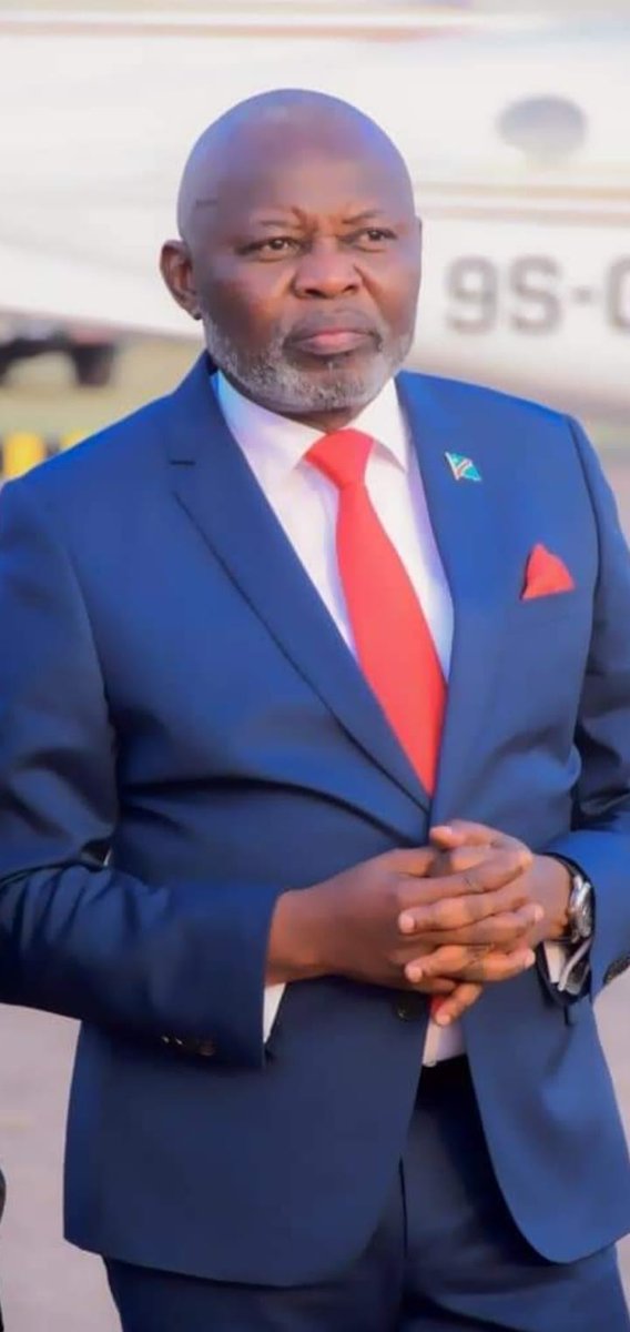 Je soutiens un Pacificateur, mais moi suis pas Pacificatrice. Vos jeux de trahison/réconciliation/unité/pardon/solidarité....loin de moi. Ce Grand Homme de <a href="/VitalKamerhe1/">Vital Kamerhe</a> a fait 2 ans de prison, en lieu et place de demander à l'état Congolais de le dédommager, il a pardonné, il a