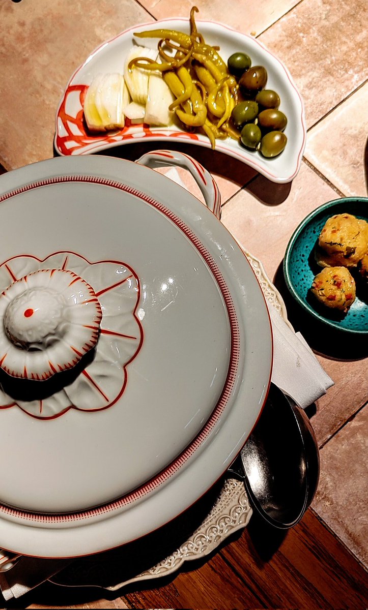 DexteryOlivia's tweet image. ¡Viva el cocido madrileño! 

Estamos en Taberna Pedraza

#realTime #Madrid