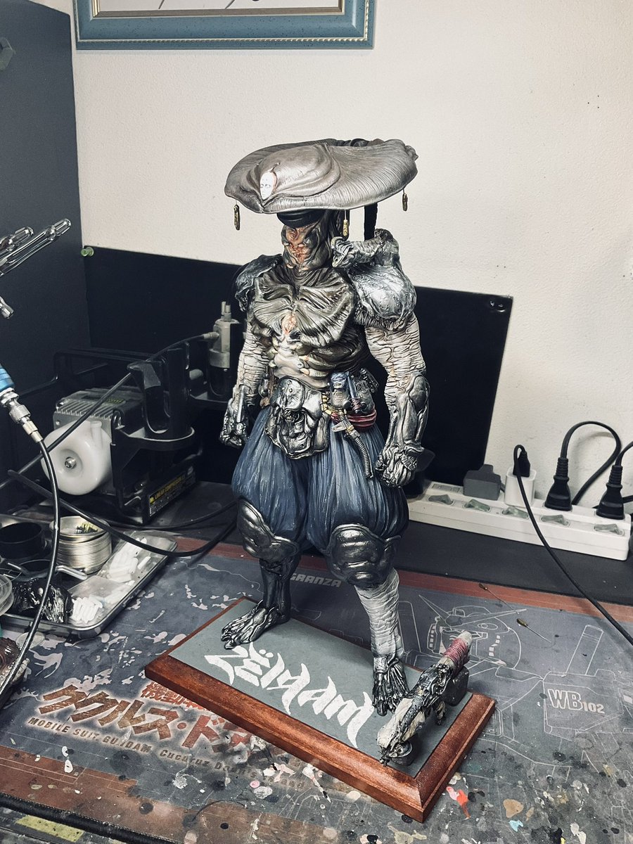 RT @bansheeMM01: ガレキ制作が趣味ですが、その他に雨宮慶太監督の大