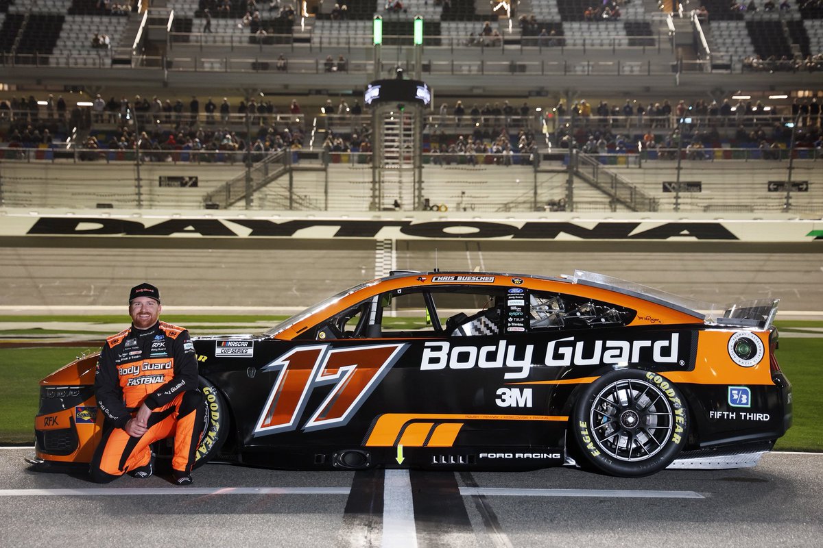 Chris Buescher tweet media