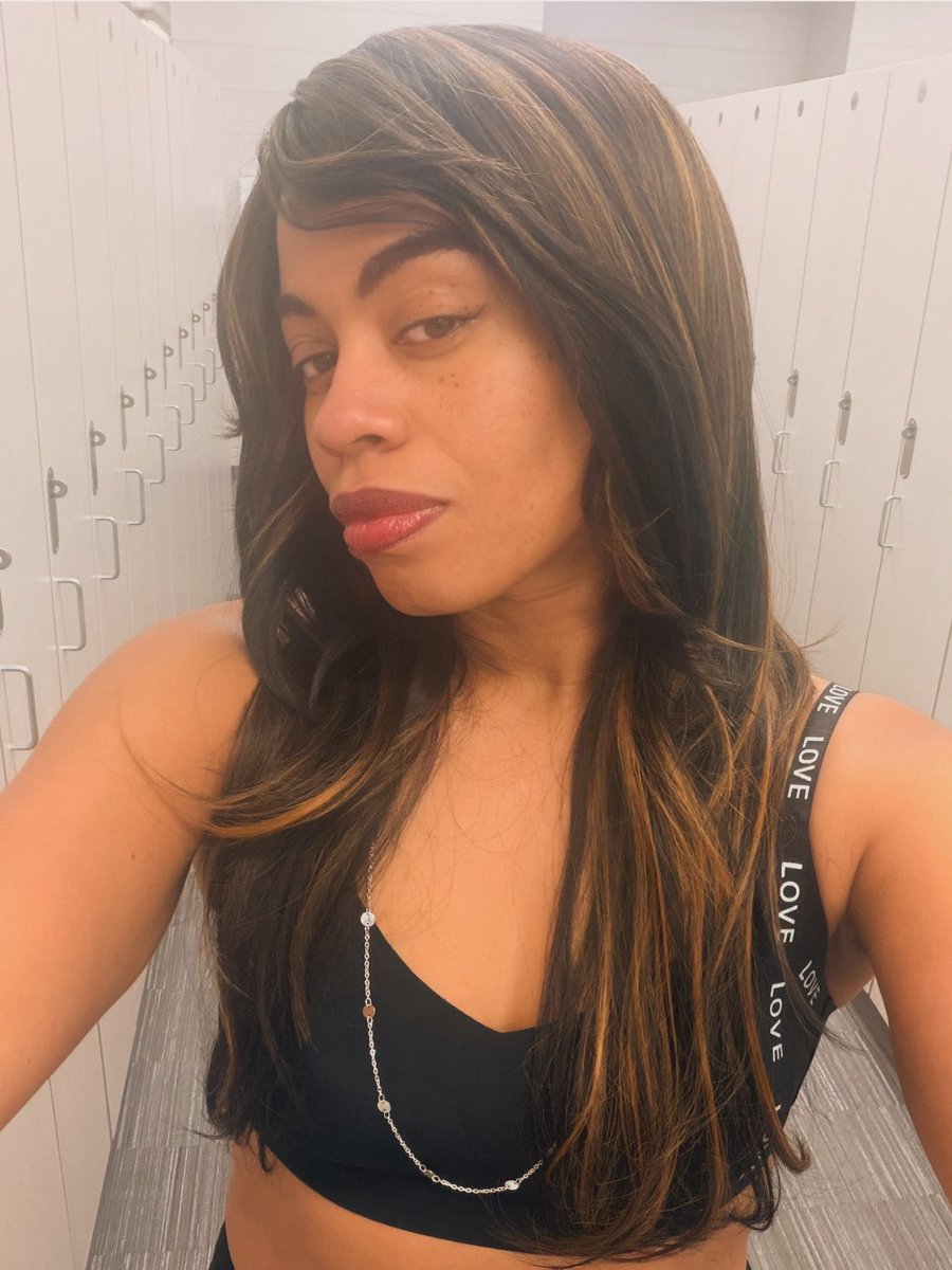 Helaina M Moore tweet media