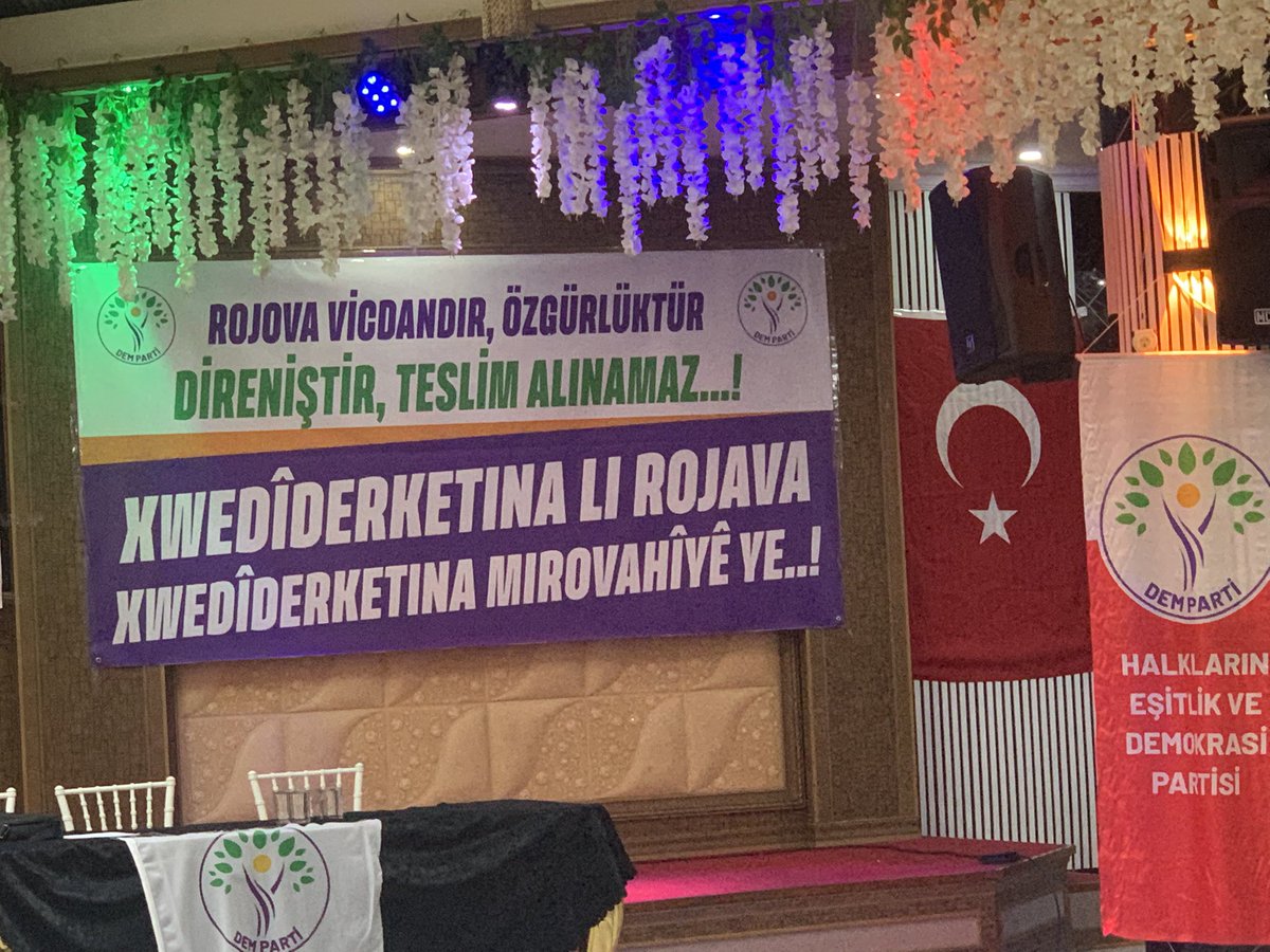 DevaSultanbeyli's tweet photo. DEM Parti  Sultanbeyli 2.Olağan Kongresi’ne İlçe Başkanımız Sayın Selçuk Ballıkaya ve yönetim kurulu üyelerimiz katılım sağlamıştır.
Yeni seçilen yönetime başarılar diliyoruz. https://t.co/7o6eOgOq7R