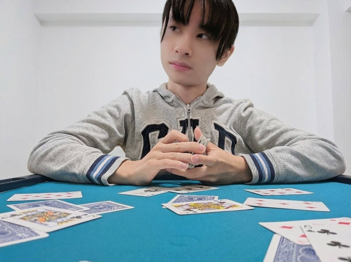 遅ればせながらご挨拶申し上げます👀

初めまして、Ryo と申します！
全国津々浦々にお伺いして、私がアナログゲームのテストプレイをお手伝い💪
ゲーム作成が初めての方、プレイ人数が足りない方、ご依頼大歓迎です❣️
初回無料キャンペーンも実施中ですので、お気軽にご相談ください🫶
#ボドゲ