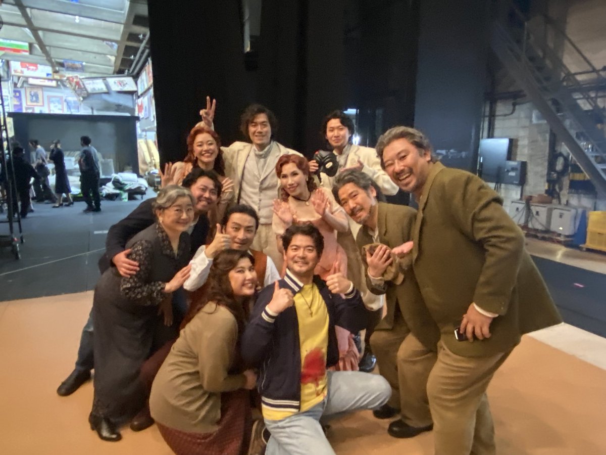 Shunsuke__Imai's tweet photo. 東京二期会『カヴァレリア・ルスティカーナ』『道化師』ついに終演いたしました。
​この公演が素晴らしい未来への架け橋になりますように。
それにしても名残惜しい…！笑
ダメを修正して突き詰めたいし、何よりずっと歌っていたい！
​応援ありがとうございました。

写真はドッペルゲンガーズなど笑 https://t.co/EubcMNFgzS