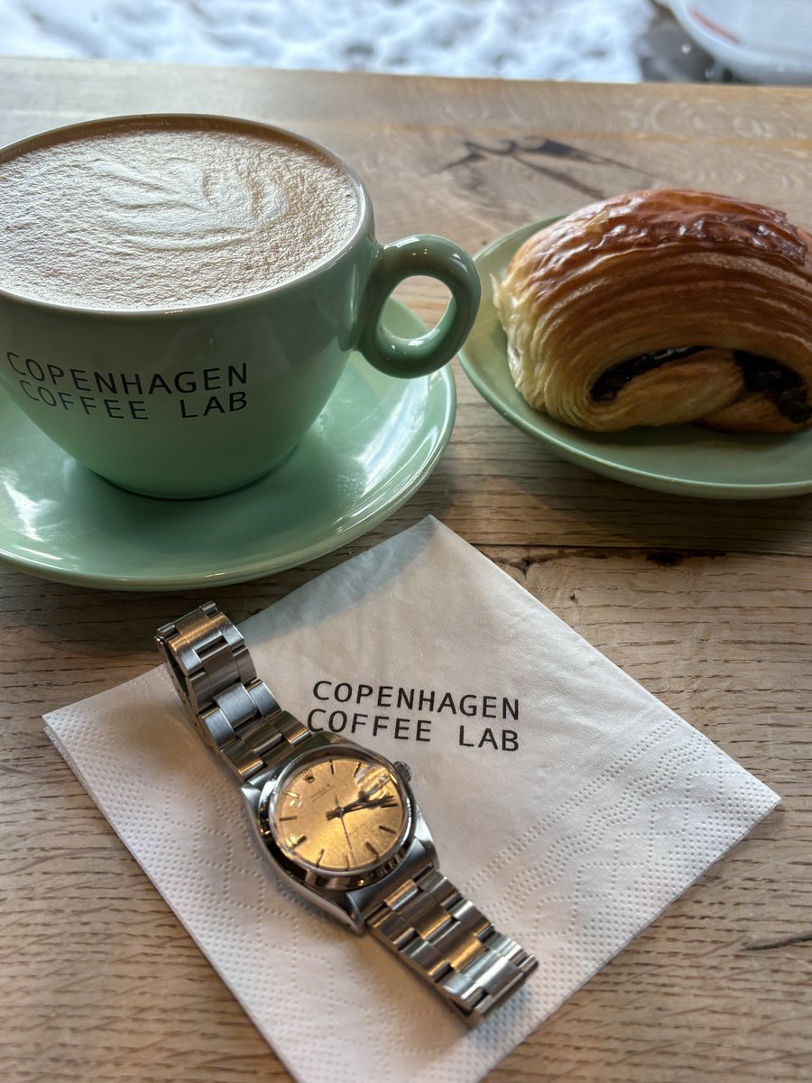 ばしこ tweet media