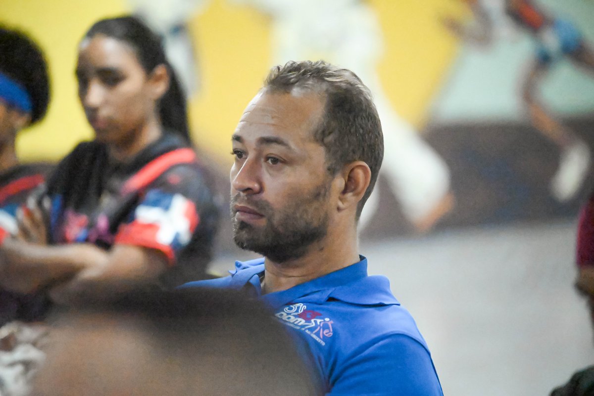 FedombalRD's tweet photo. Se desarrolla con éxito el Taller de Entrenadores 3x3, fortaleciendo la capacitación y el crecimiento del baloncesto en la República Dominicana.
Formación, actualización y compromiso con el desarrollo nacional del 3x3. 🇩🇴🏀
#3x3DOM #Formación2026 #Entrenadores3x3 #Baloncesto3x3 https://t.co/U5a2tYdNWE