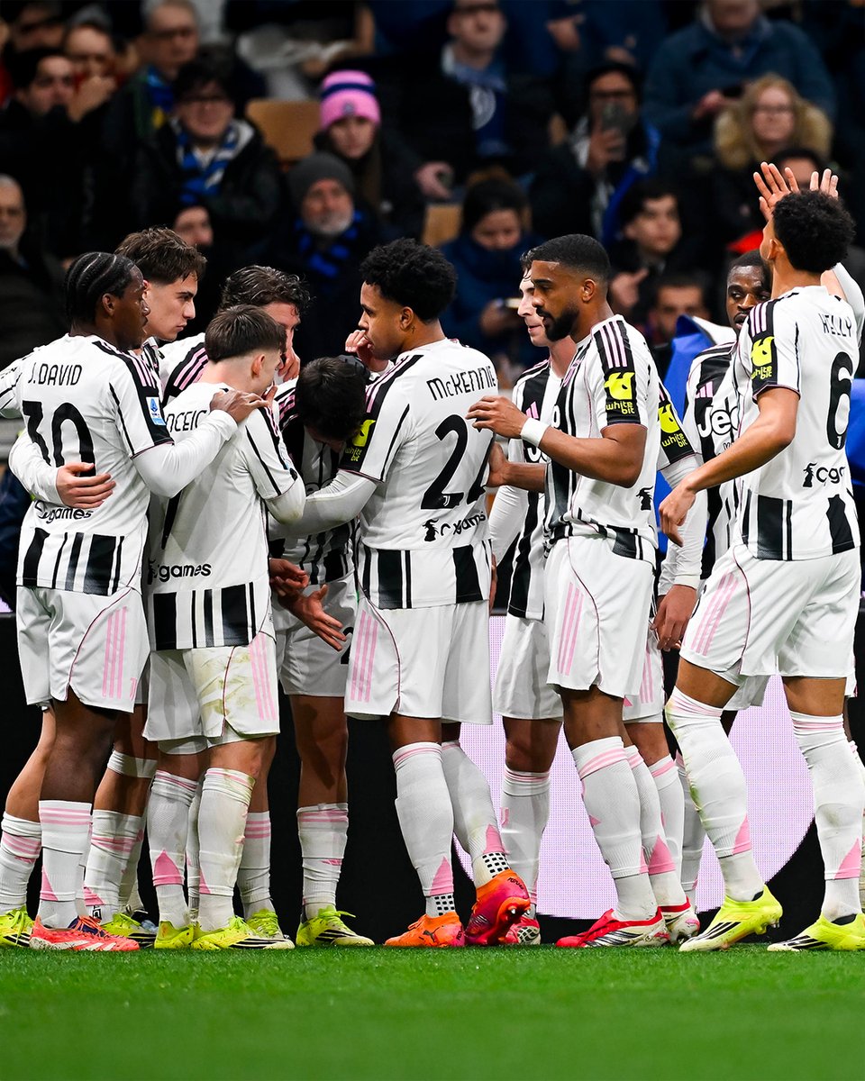 Insieme, sempre. 🤍🖤🫂