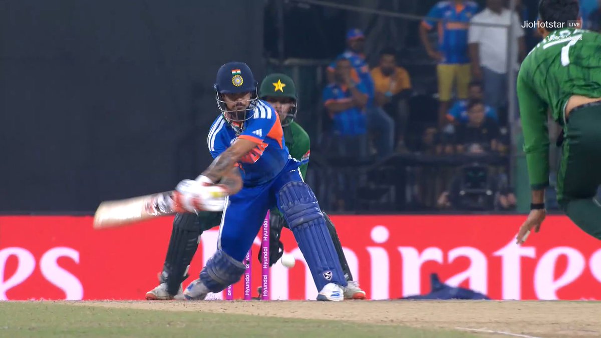 INDIA – 88/2 in 8.4 overs 🇮🇳🔥
Ishan Kishan – 77 off just 40 balls!
Absolute carnage at the crease! 🚀
Fearless. Explosive. Unstoppable.
This isn’t batting… this is pure madness from Ishan!
#IshanKishan #INDvPAK #T20WorldCup2026 #INDIA #PAKISTAN
#T20WC2026