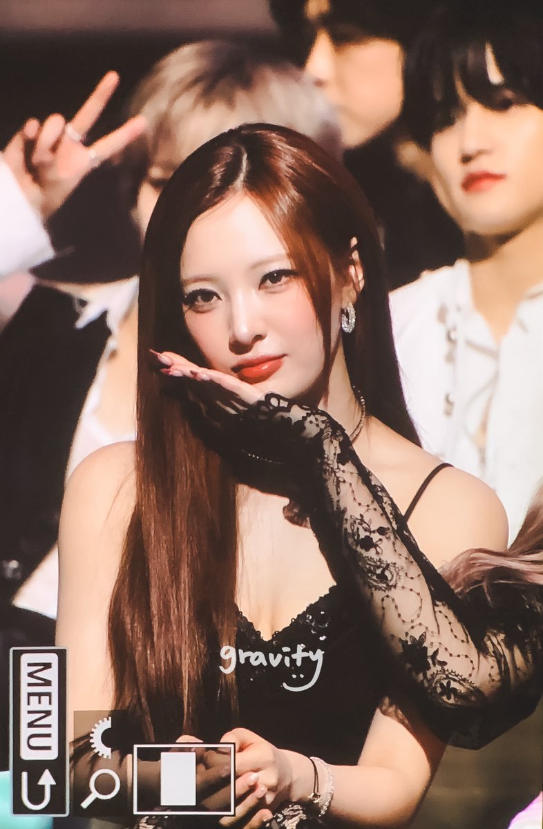 ɢʀᴀᴠɪᴛʏ tweet media