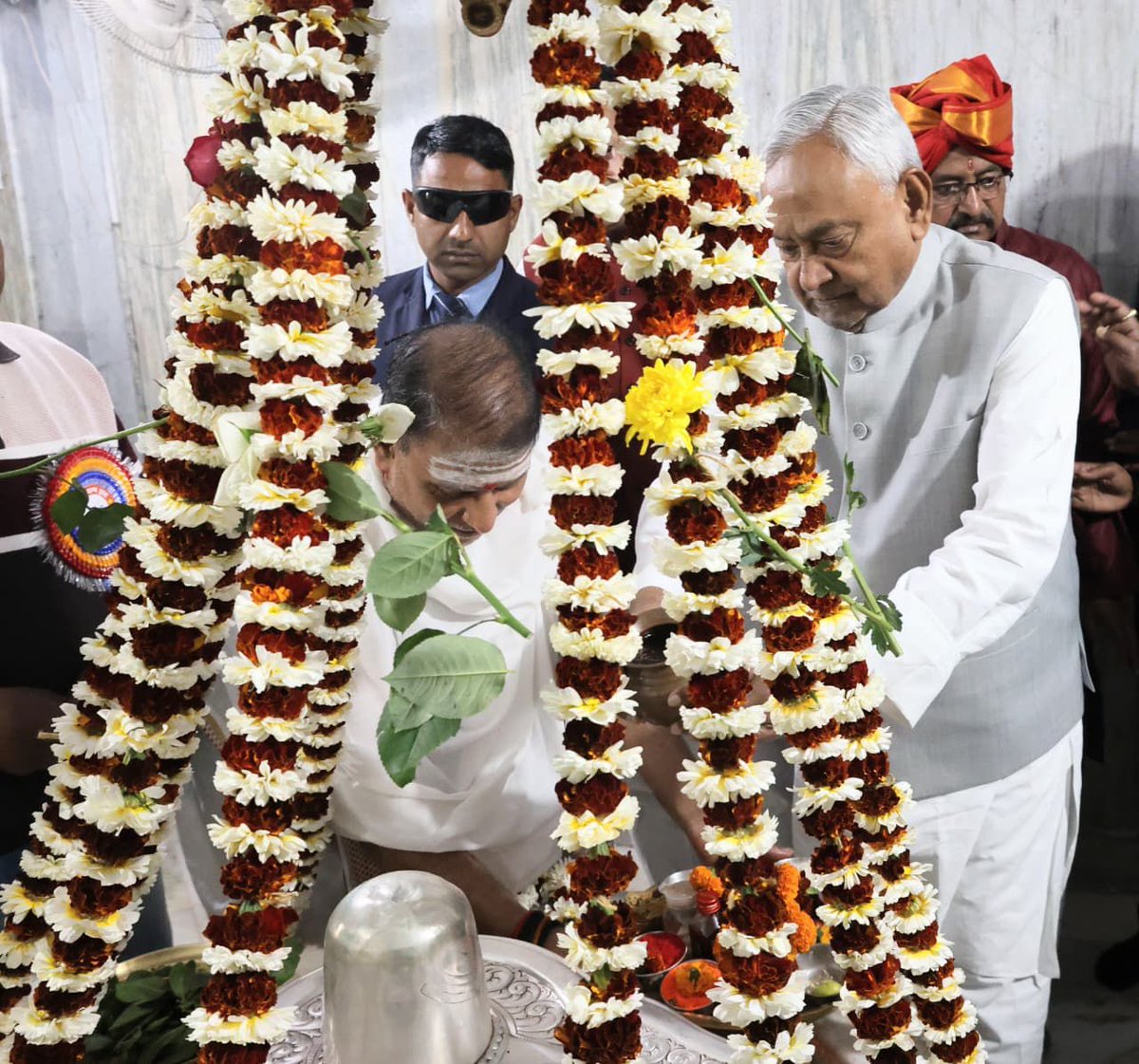 Nitish Kumar tweet media