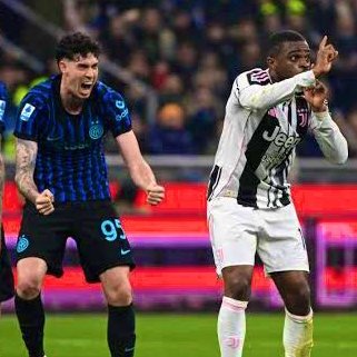 antoniogiusti's tweet photo. Scopri le differenze.
#InterJuventus #InterJuve #Bastoni #Inter #Juventus #VAR https://t.co/1nB0NoXfzw