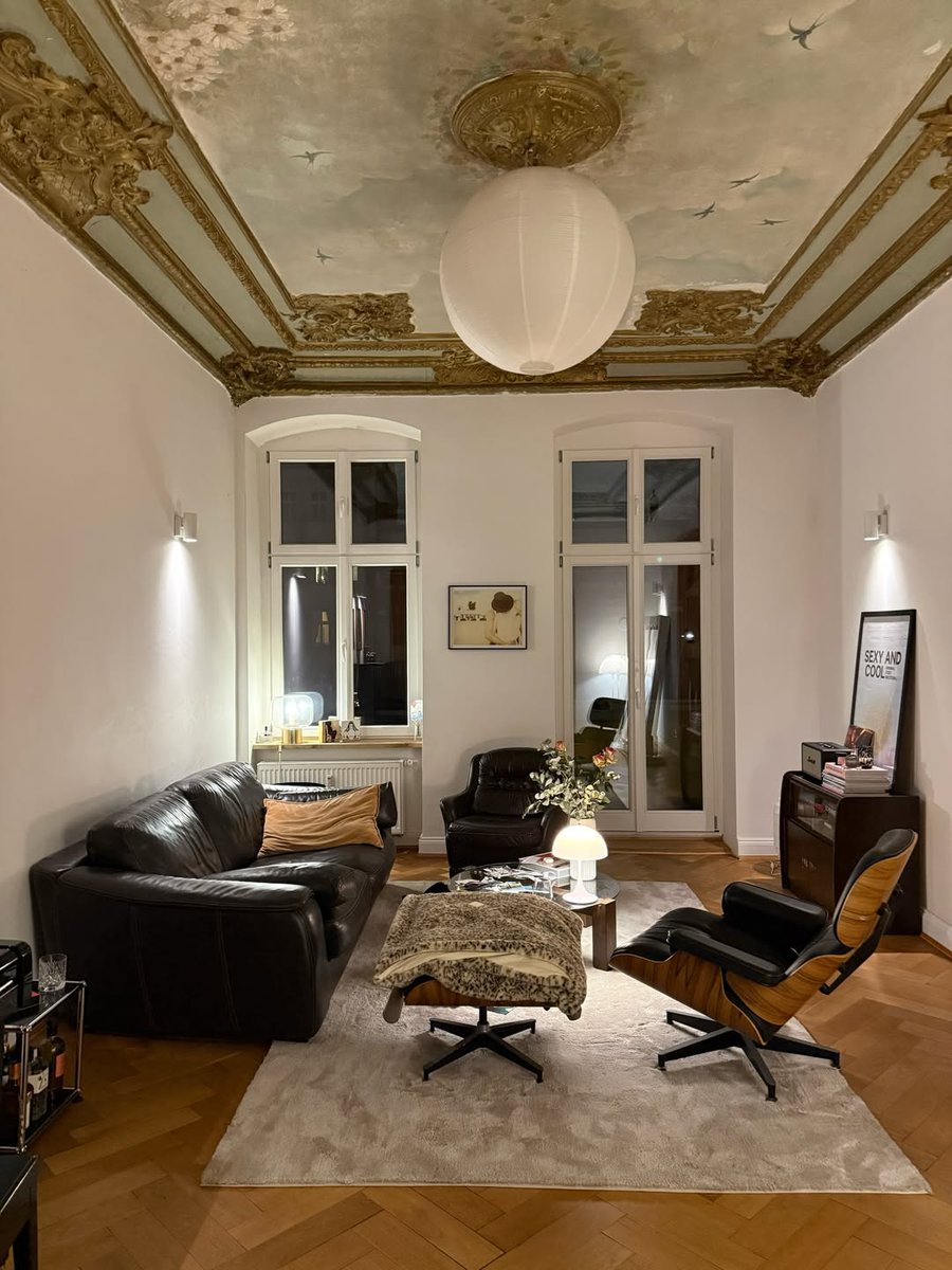 interiorsuckerr's tweet photo. https://t.co/CcUqG8MHiX
