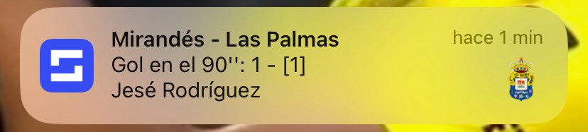 Le sonrío al móvil* 

Mi mae: porfin se ha ligao una payuca y se va a ir de casa 

La notificación en cuestión: