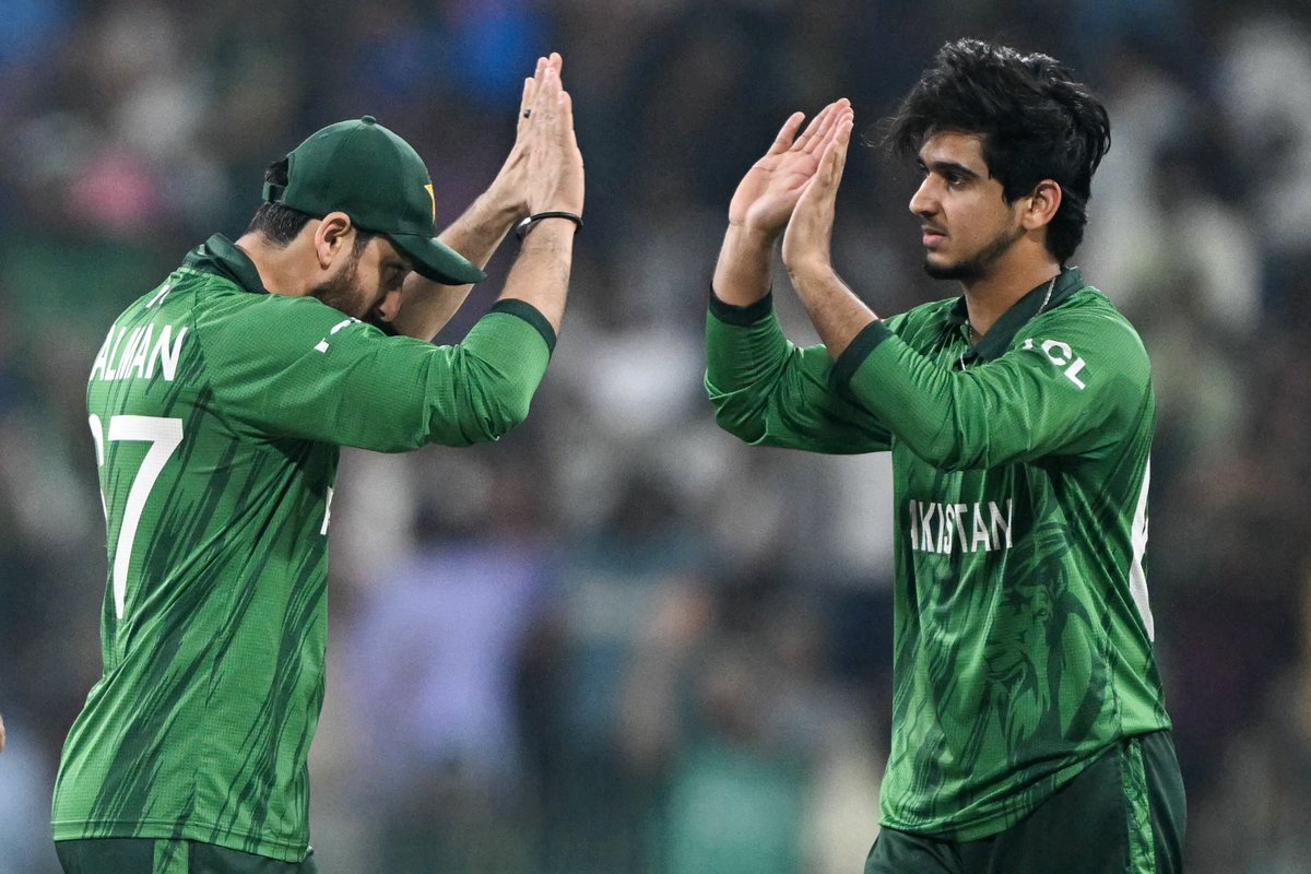 Double-strike in the final over of his spell! ⚡

<a href="/SaimAyub7/">Saim Ayub</a> finishes with figures of 3-25 👏

#PAKvIND | #BackTheBoysInGreen | #T20WorldCup | #WeHaveWeWill