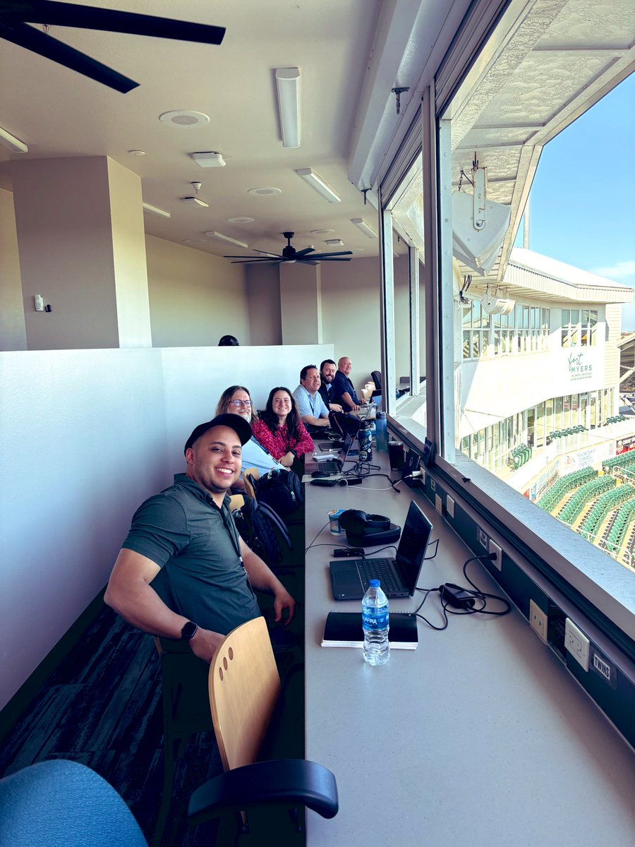 Dustin Morse tweet media