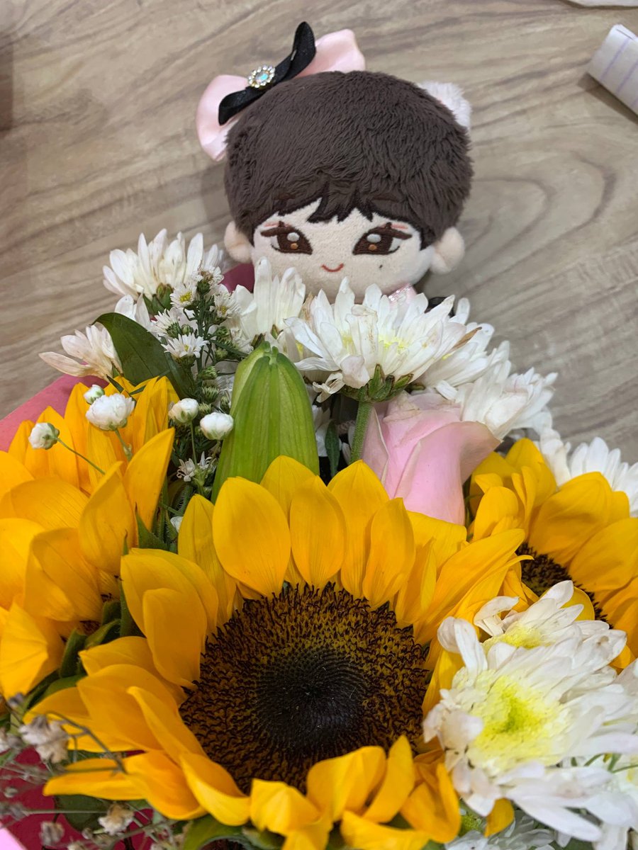 _cyberhottie's tweet photo. 🩷💐 https://t.co/XqReq3q85l