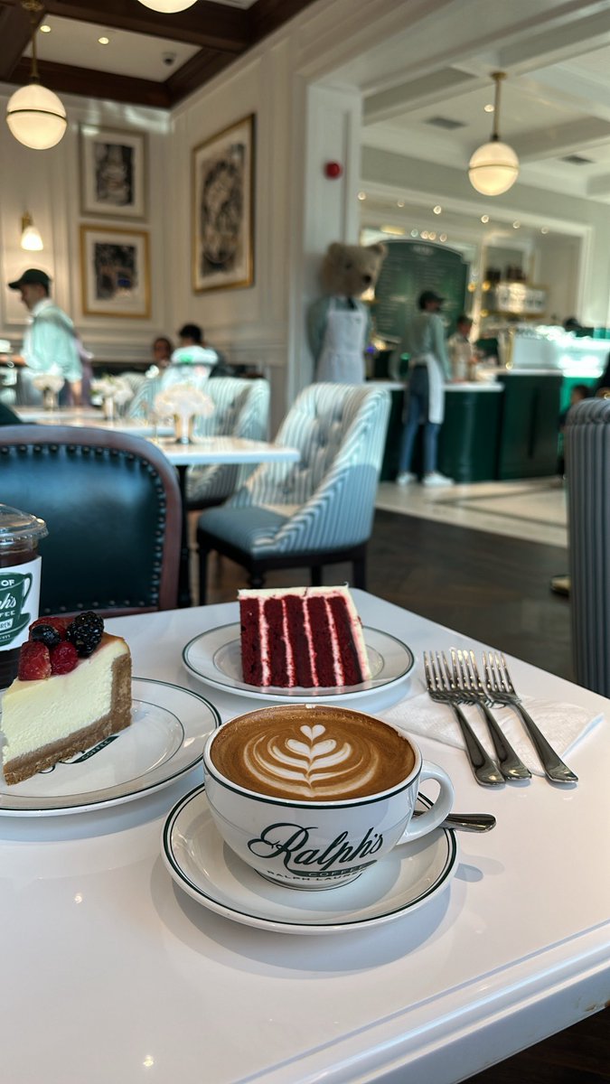 NAJDAlOS's tweet photo. احلى شيء فتح بالسفارات رالف لورين 💚🧸☕️ https://t.co/tbdmyO9AtO
