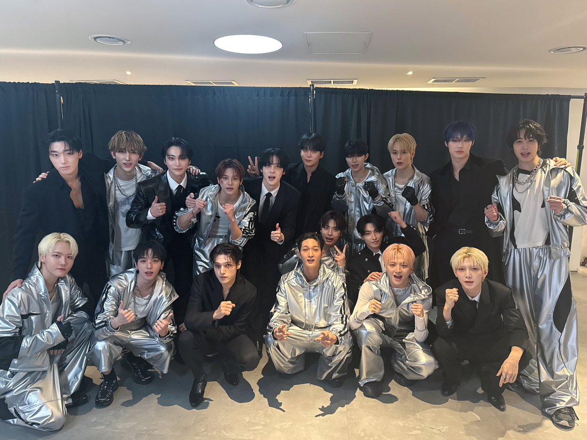 kqent's tweet image. [#KQ] ATEEZ &amp;amp; xikers in #HMA2025 🏆

즐거운 설 연휴 되세요💗

#ATEEZ #에이티즈 #xikers #싸이커스