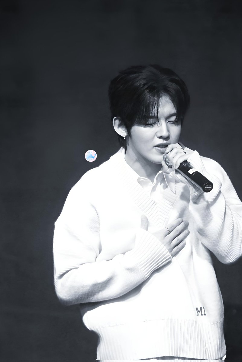 dongri_dong's tweet photo. 2025. 12. 28 인어미닛 팬콘서트 
In A Minute OUR MINUTE  1부
인어미닛 막내 -현엽-

#In_A_Minute #Fanconcert 
#HYUNYEOP #인어미닛 #팬콘서트 #현엽 #이닝 #INNING #가빈아트홀 https://t.co/bTeGAo2IjH