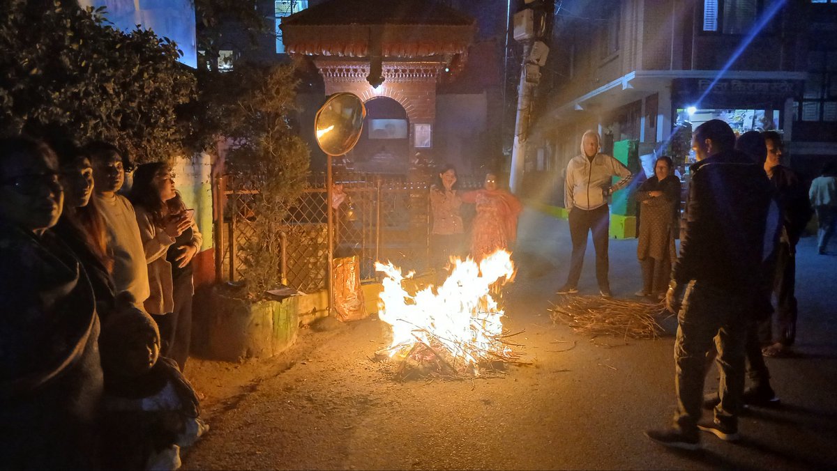 Good evening Mitra haru!
Enjoy the happy Shiva Ratri evening!
Enjoy the Fireside in the Toll.