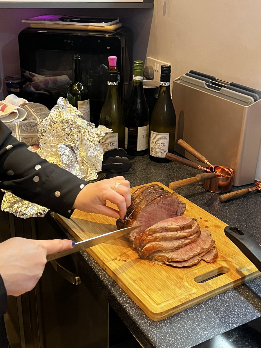 Marianne Avery tweet media