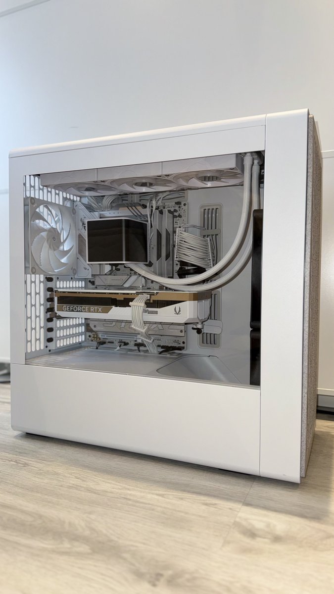 Jasmine / Veracity tweet media