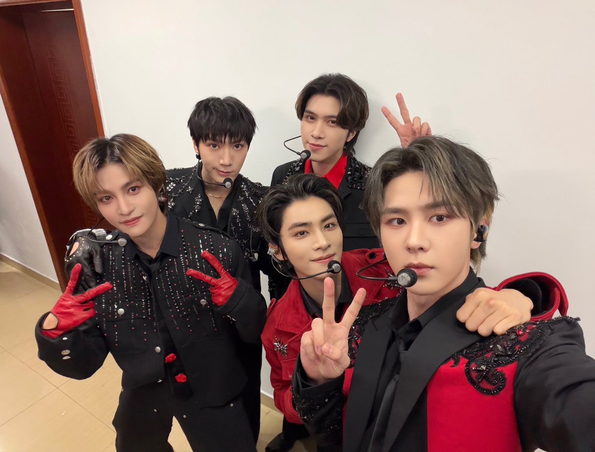 Thankyou Guangdong TV for having us 💚💚