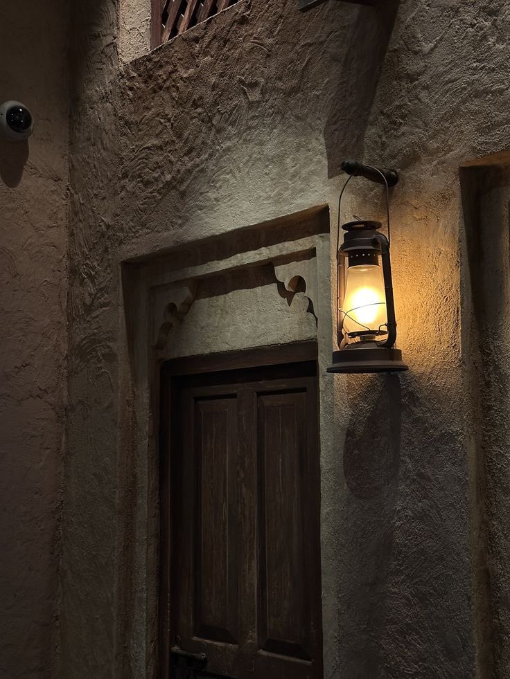 HhHh_0_0's tweet image. غايتنا أن تبلغنا رمضان في ظلّ أحبتنا أن نحيا
في رحابته وأن تسكن أرواحنا بروحانيته  ..🤍✨

  #يارب