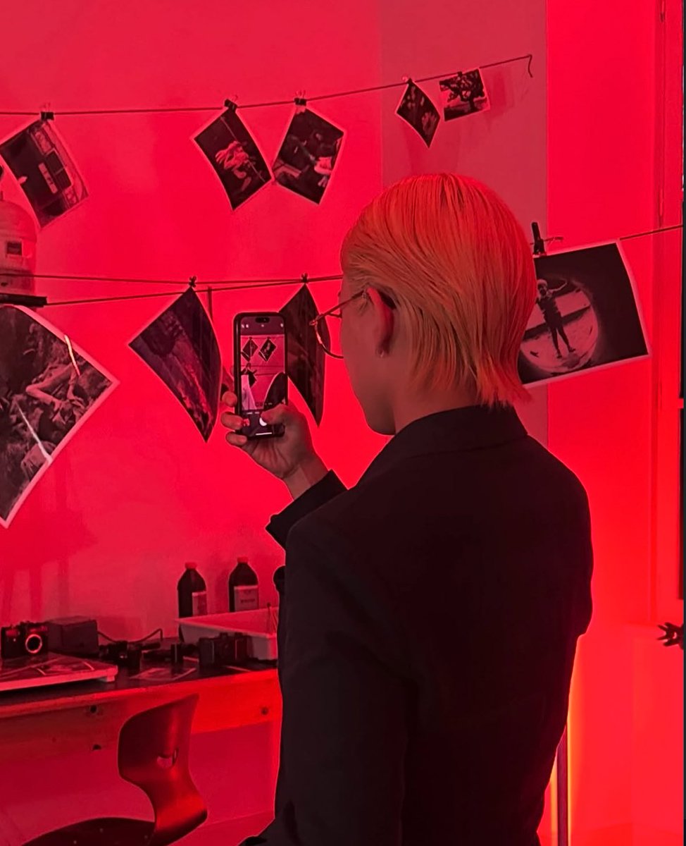something about hongjoong in red lighting…