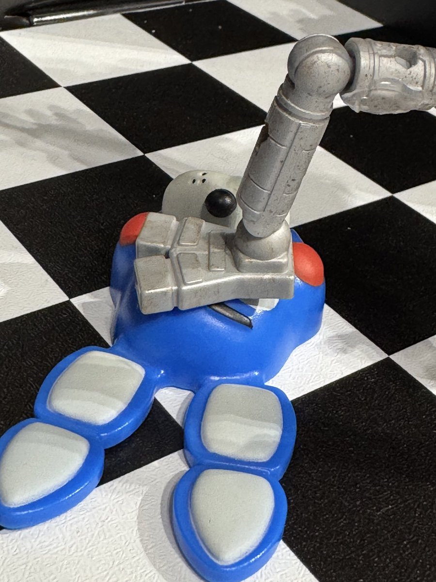 A two-toe update is coming to Endo-Series for all your Toy Animatronic crushing needs. 

Stay tuned!