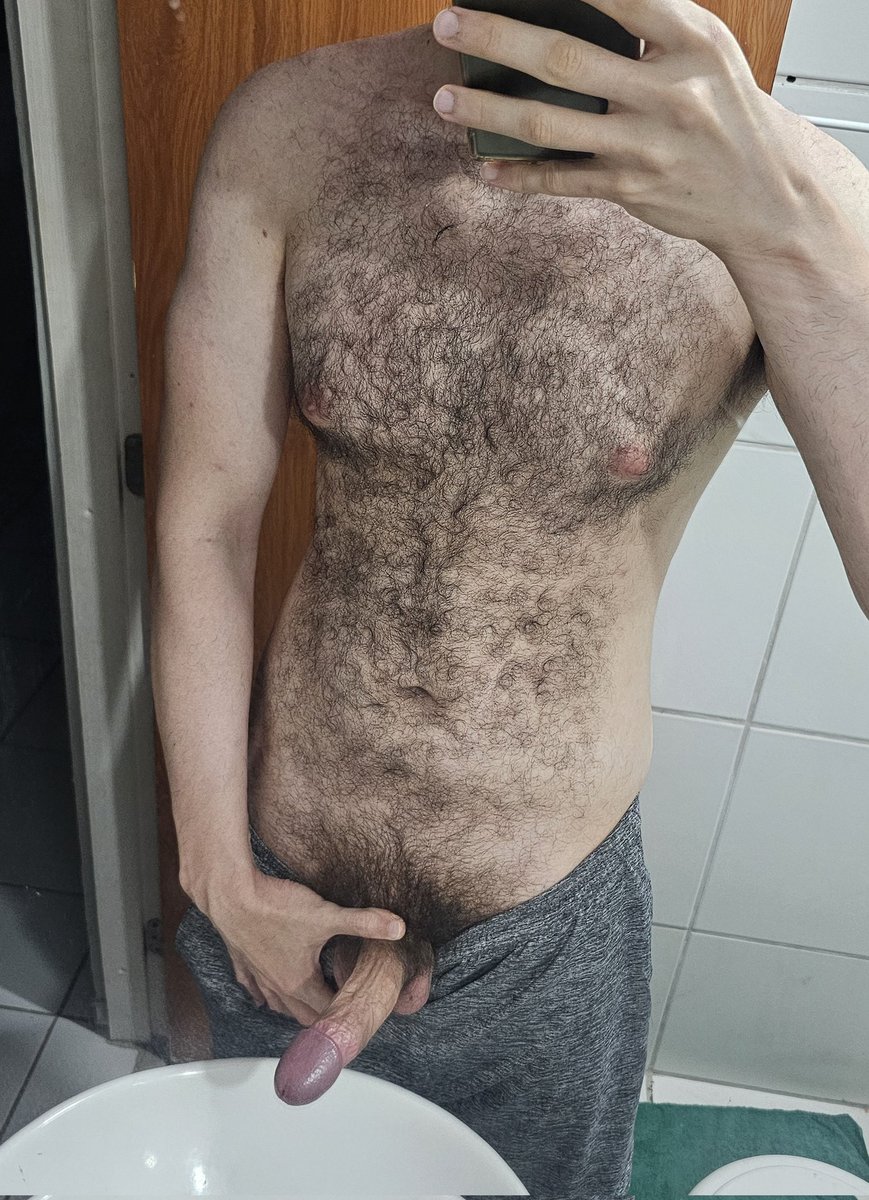 venusasayag tweet media