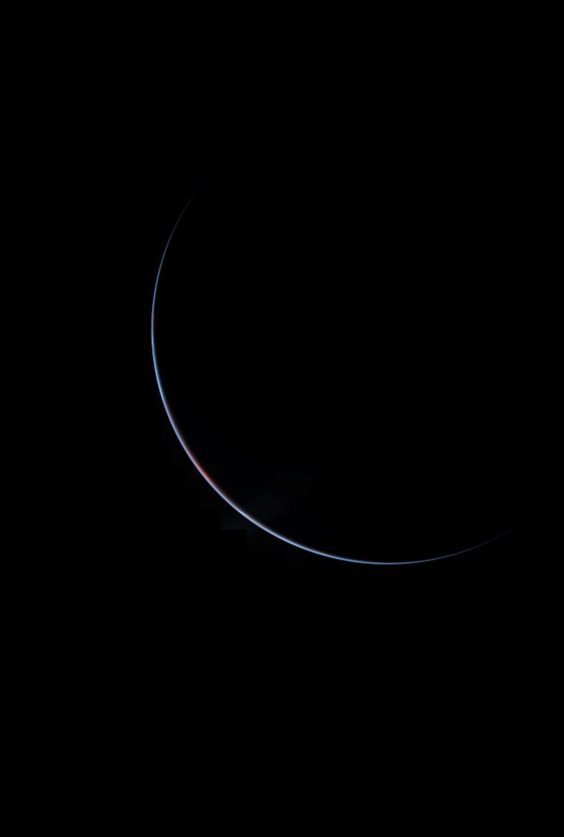 夜更けの地球が綺麗です。