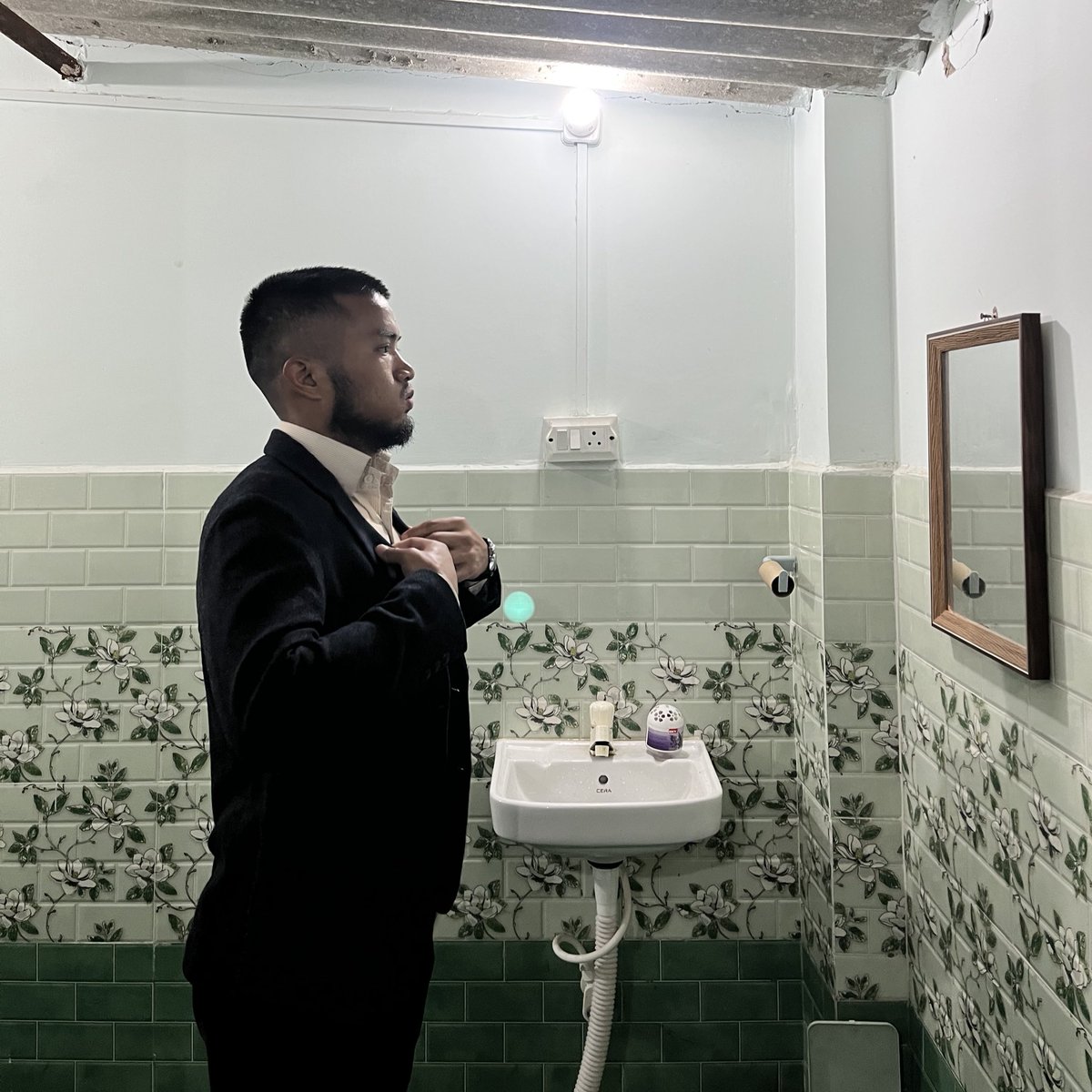 Typical Thangkhal tweet media