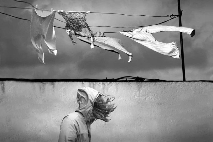 Dur1MolaVer's tweet photo. "Yakında her şeyi unutacaksın; yakında herkes seni unutacak."
📚Marcus Aurelius / Düşünceler / YKY / 2014

📷Wind by Erdal Kınacı
#photography https://t.co/k8M9JXTEai