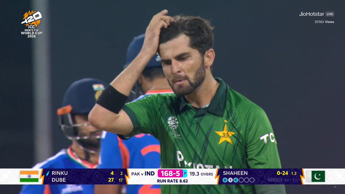 Premium bowler against quality batter 😅
#INDvsPAK #T20WorldCup2026 #INDvsPAK #INDvPAK #IndvsPak2026