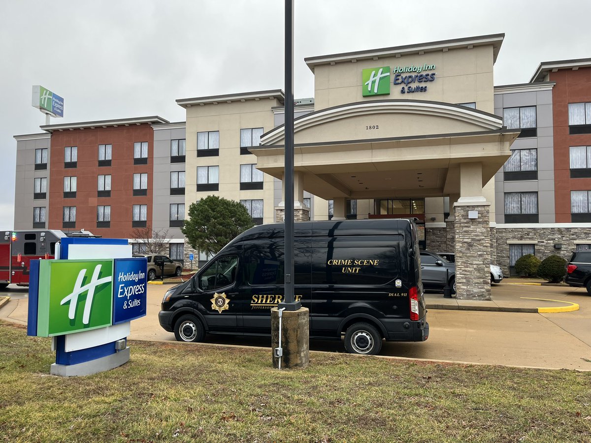 JeffCoMoSheriff's tweet photo. SWAT callout ends after homicide suspect takes his own life inside the Holiday Inn Express in Festus.
Detectives, Negotiators, and SWAT officers were at the hotel throughout the night, attempting to take a man into custody. Around 7:00 this morning, the man shot himself and was found dead inside a hotel room. No shots were fired by officers, and nobody else was hurt.
Investigators believe the suspect is responsible for the death of a woman who was found dead yesterday, 2-14-26, in a home in Fenton.
Hotel guests were evacuated for their safety and are now being allowed back into certain areas of the building.
The investigation is ongoing. More information will be released later today.