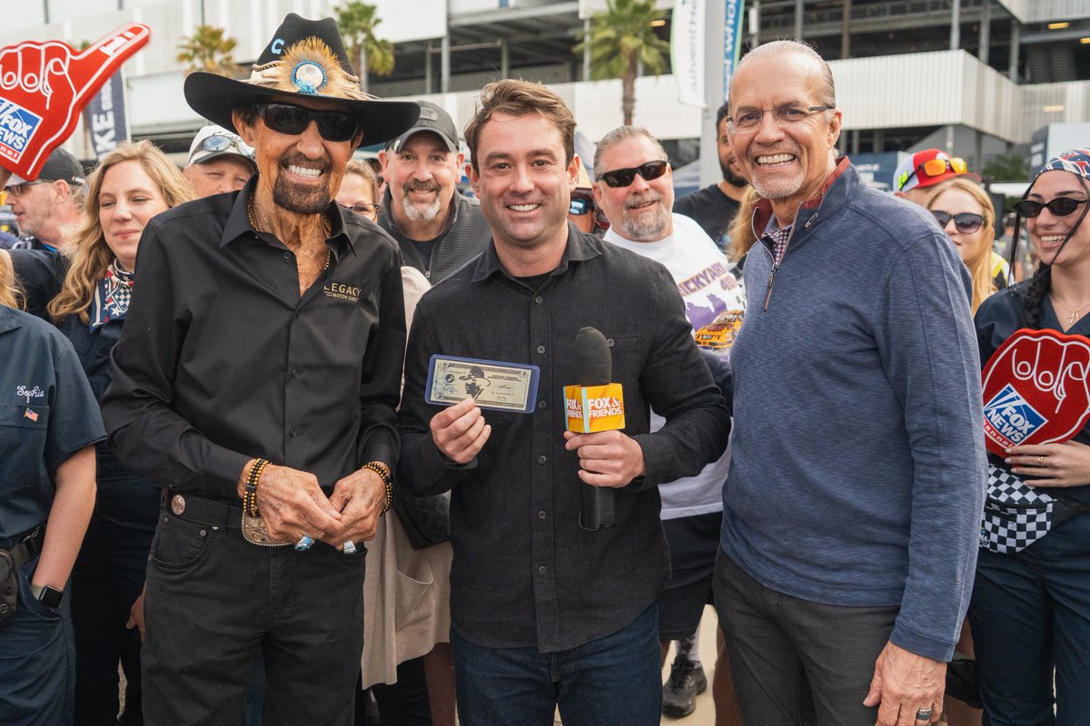 kylepetty's tweet photo. Mornings are better with Friends! Kicking off my favorite day of the year with the @foxandfriends crew at @DAYTONA https://t.co/BFvTSg1iAA