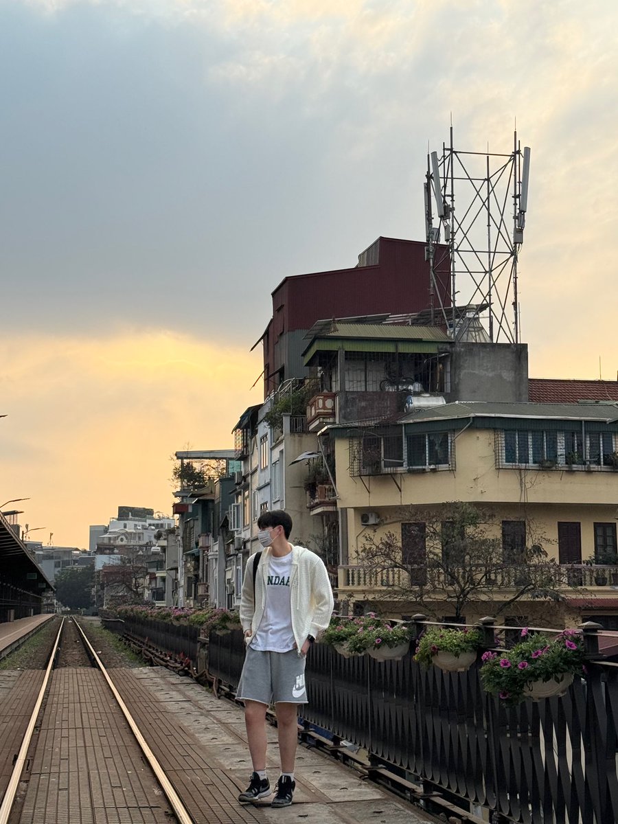 그린 tweet media