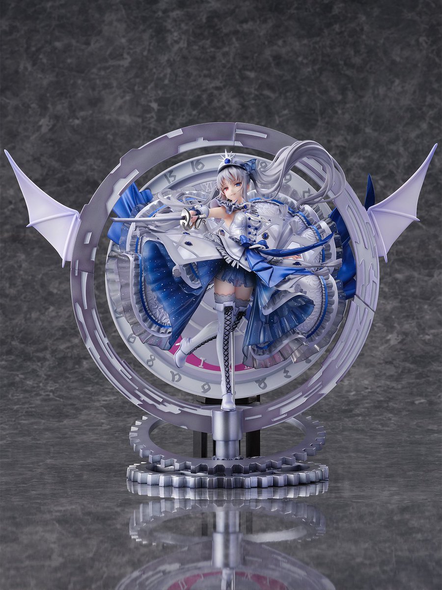 SHIBUYA SCRAMBLE FIGURE 『白の女王 -Royal Blue Sapphire Dress Ver