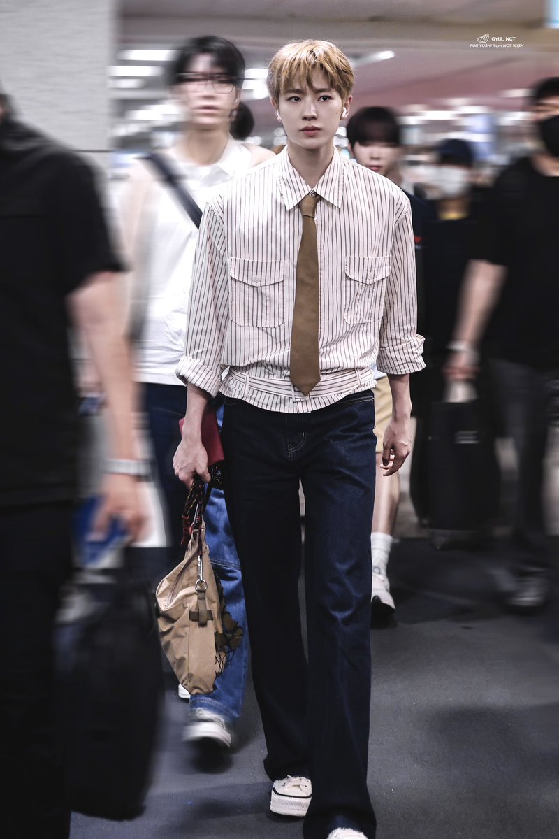 온몸이살인병기고 프레임이 ㅈ됨 헐..