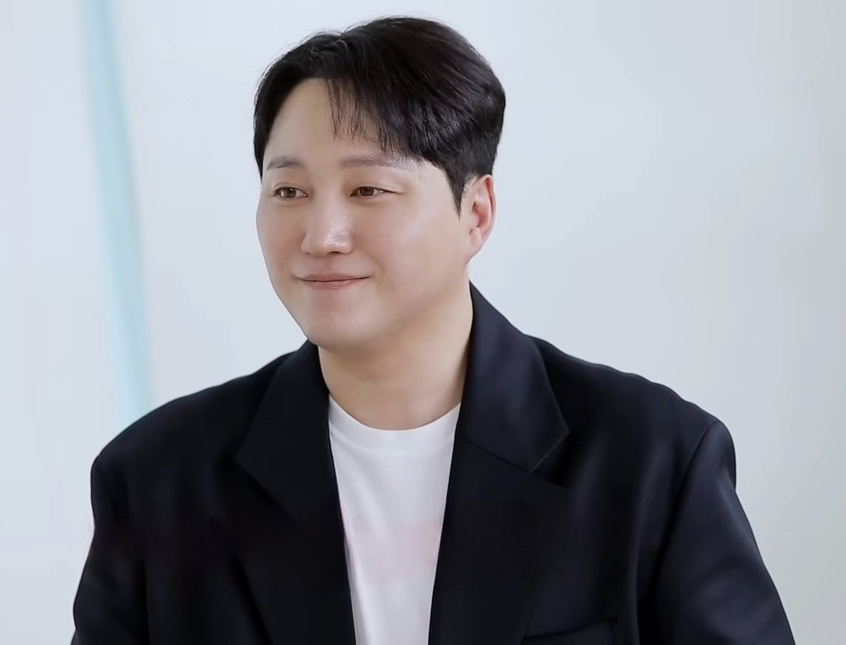 Happy birthday to this kind-hearted and dependable cutie 🥳🥳🥳
생일 축하해요 우리 배우님!!

#HAPPY_DAEMYEUNG_DAY