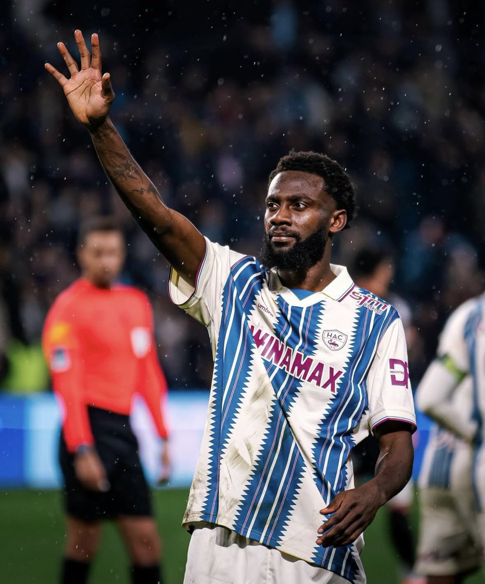 Issa Soumare auteur d’un DOUBLÉ face à Toulouse à 10 v 11 ! Son 6e but en Ligue 1 et son 3e but en 2 matchs. 🔝