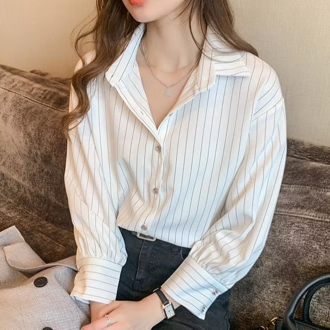chikako199's tweet photo. เสื้อเชิ้ตลายทาง ลุค Working Woman ที่ถูกต้อง 💻 ทรงสวย ดีเทลเป๊ะ ผ้าดีใส่แล้วไม่ร้อน เหมาะกับใส่ไปทำงานสุดๆ มีไว้เถอะได้หยิบมาใส่บ่อยแน่นอน ✨

พิกัด 👇

https://t.co/aJCw07uK3l

#ใช้ดีบอกต่อ #ชุดทำงานออฟฟิศ #ป้ายยาช้อปปี้ https://t.co/q882sDRNUp
