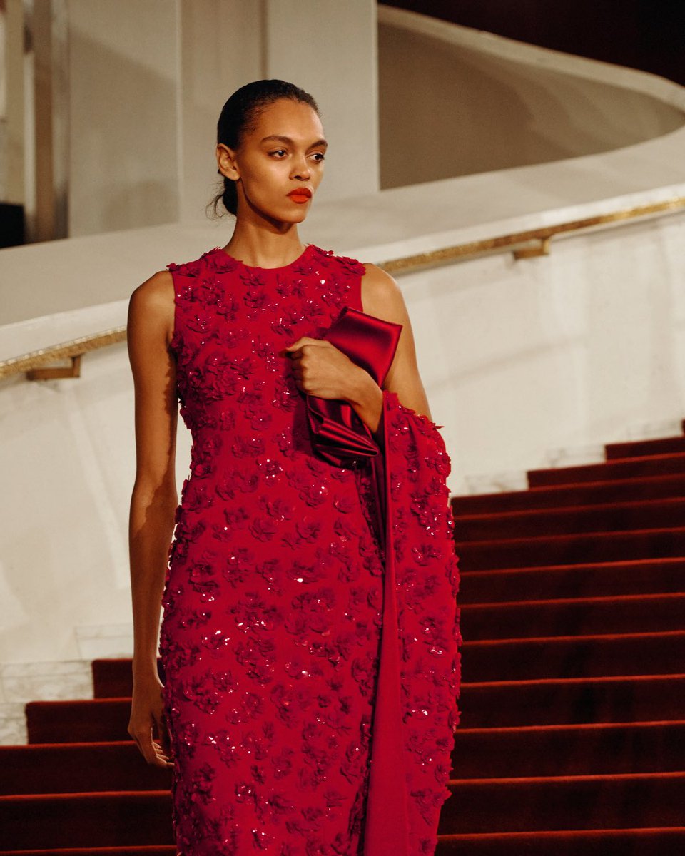 MichaelKors's tweet image. The palette and textures of our Fall/Winter 2026 Michael Kors Collection runway show.

#MichaelKorsCollection #NYFW