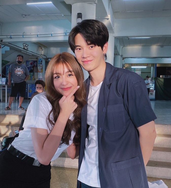 ครับพลอย :💗🫶🏻☺️🧡🤟🏻            ครับพลอย :😭😡😿🖤🕳️